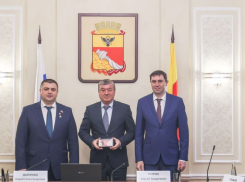 Очередную награду получил единоросс и бывший мэр Воронежа Сергей Колиух