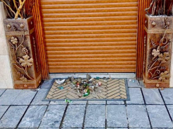 Мусорную вендетту устроил коммунальщик винному бутику в центре Воронежа