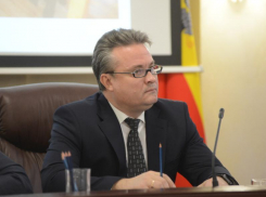 Мэр Воронежа Кстенин пригрозил коммунальщикам следственным комитетом