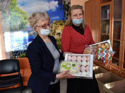 Как работают пункты помощи беженцам, показали в Воронеже