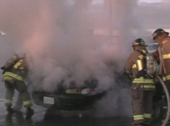В Левобережном районе ночью горела машина