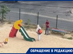 Позированием в защитном костюме борются с коронавирусом в Воронеже