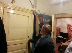 Жители разрушающегося дома Мандельштама: «Здание вот-вот рухнет, а решение суда исполнять не хотят» 