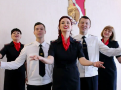 Талантливые полицейские оригинально поздравили Воронеж с Днем города 