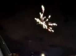 Фееричное шоу из авто устроили в небе над Воронежем