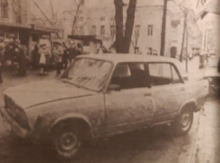Проблема хамских парковок авто на тротуарах появилась еще 28 лет назад в Воронеже