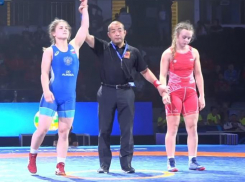 Девушка из Воронежа привезла медаль с первенства мира по борьбе