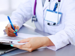 Воронежцев, способных возглавить ФАП, призывают уехать в другой регион