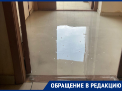 Воронежская новостройка превратилась в аквапарк с лифтом-капканом после июньского ливня 