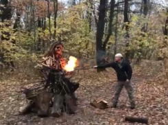 Опубликовано видео сжигания коронавирусной скульптуры под Воронежем