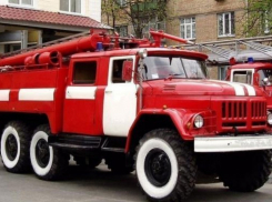 В Лисках на кладбище сгорела деревянная часовня