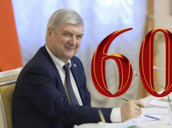 Губернатор Александр Гусев отмечает юбилей в эпоху перемен