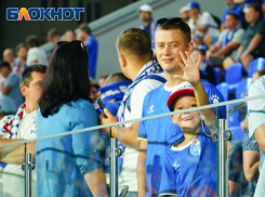 Вернуть болельщиков на трибуны стадиона «Факела» решили воронежские власти перед игрой с «Оренбургом»