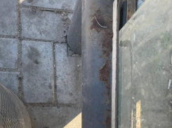 Ржавая разваливающася остановка привлекла внимание воронежцев