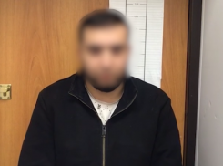 Проститутку в мужском обличье поймали за обман воронежца 