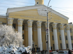 В воронежских вузах студентов-колясочников не ждут