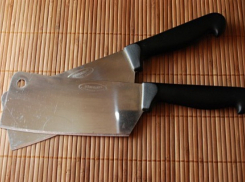 Житель Воронежской области зарубил отца, после того как тот ударил его сковородкой