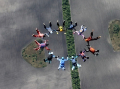 Сорван женский рекорд Черноземья по парашютному спорту