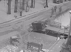 Детский вандализм попал на видео в Воронеже