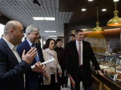 Рынки Воронежа хотят заполонить местными продуктами