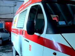 В Новоусманском районе водитель автомобиля «ВАЗ» погиб, врезавшись в дерево