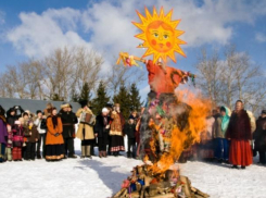 Сказочная погода проводит Масленицу в Воронеже на выходных
