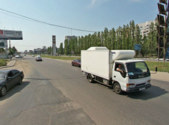 В Воронеже водитель сбил женщину, после чего скрылся