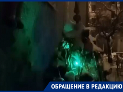 Пар от человеческих испражнений окутал новогоднюю атрибутику в Воронеже