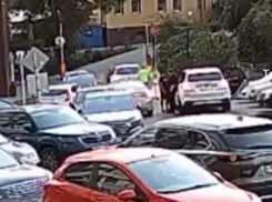 «На меня напала и избила женщина», – жительница Воронежа сообщила о конфликте во дворе ЖК 