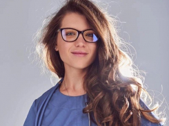 Девушка-врач из Воронежа спасла попутчика в поезде и помогла ребенку  