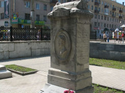 157 лет назад в Воронеже открыли мемориальный памятник Ивану Никитину