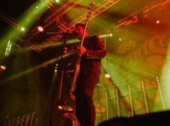 Басист группы The Rasmus поздравил воронежцев с Пасхой рождественской песней