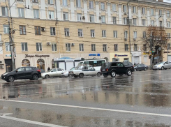 Ливень спровоцировал 9-балльные пробки в Воронеже