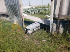 Опубликовано фото беспилотника во дворе жилого дома под Воронежем