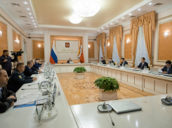 Уже третью неделю неизвестно где находится воронежский губернатор Гусев