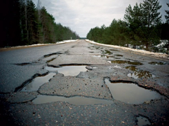 В Воронежской области погиб водитель «ВАЗа», врезавшись в бордюрное ограждение
