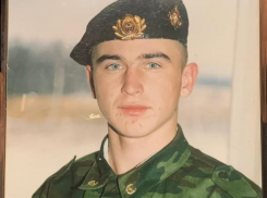 «Разделяю горе членов семьи»: губернатор Гусев выразил соболезнования в связи с гибелью отца двоих детей на Украине 