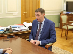 Мэр Петрин: 17 человек, включая четверых детей, разместили в ПВР на ночь после удара ВСУ по Воронежу