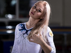 Сборная Украины грозится Парижу бойкотом за прием воронежской гимнастки Ангелины Мельниковой 