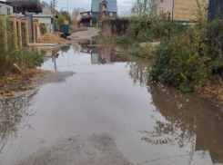 Огромное озеро затопило частный сектор в Воронеже 