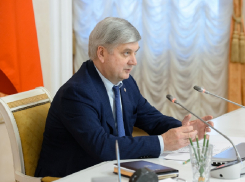 Главред «Блокнот Воронеж» задаст вопросы читателей губернатору Гусеву