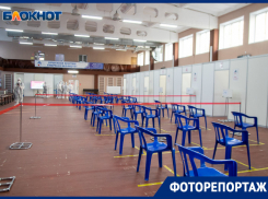 Как выглядит изнутри новый ковидный центр, открытый в спортшколе в Воронеже