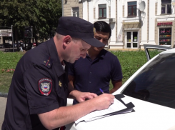 Мигрантам запретили работать в такси: первый рейд ДПС прошел в Воронеже