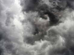 МЧС предупредило о надвигающихся на Воронеж ливнях, граде и грозе