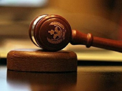 В Воронеже директор компании раздавал всем желающим справки о доходах