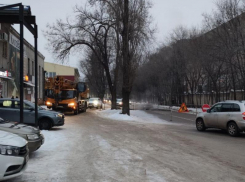 Перекрытие дороги оказалось бессильно перед воронежскими водителями