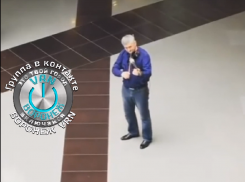 Одинокий скрипач восхитительно исполнил саундтрек «Игры престолов» в Воронеже