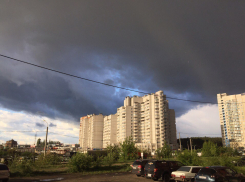 Черное небо над городом испугало воронежцев 