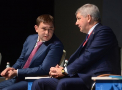 Александр Гусев и Владимир Нетесов разглядели негаснущий огонек в воронежских СМИ