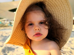  Самая красивая девочка России из Воронежа с неизлечимой болезнью попадет на обложку журнала 